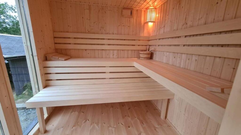 Dziki Zakatek Piskornia Dom Z Sauna ภายนอก รูปภาพ